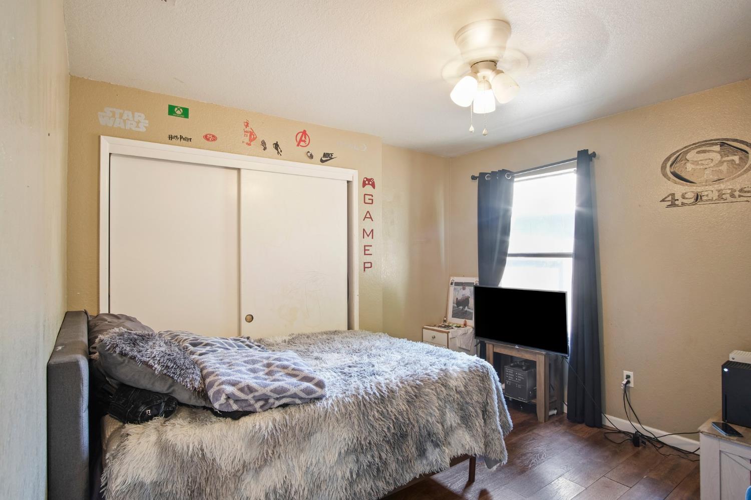 Detail Gallery Image 7 of 17 For 1357 Mark Ct, Turlock,  CA 95380 - 3 Beds | 2 Baths