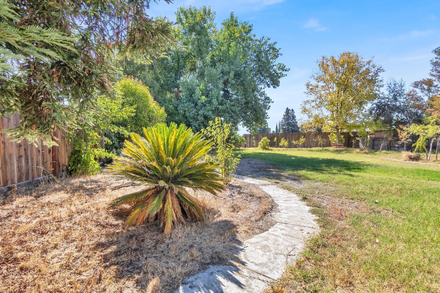 Detail Gallery Image 43 of 49 For 3510 Iron Canyon Cir, Stockton,  CA 95209 - 5 Beds | 3 Baths