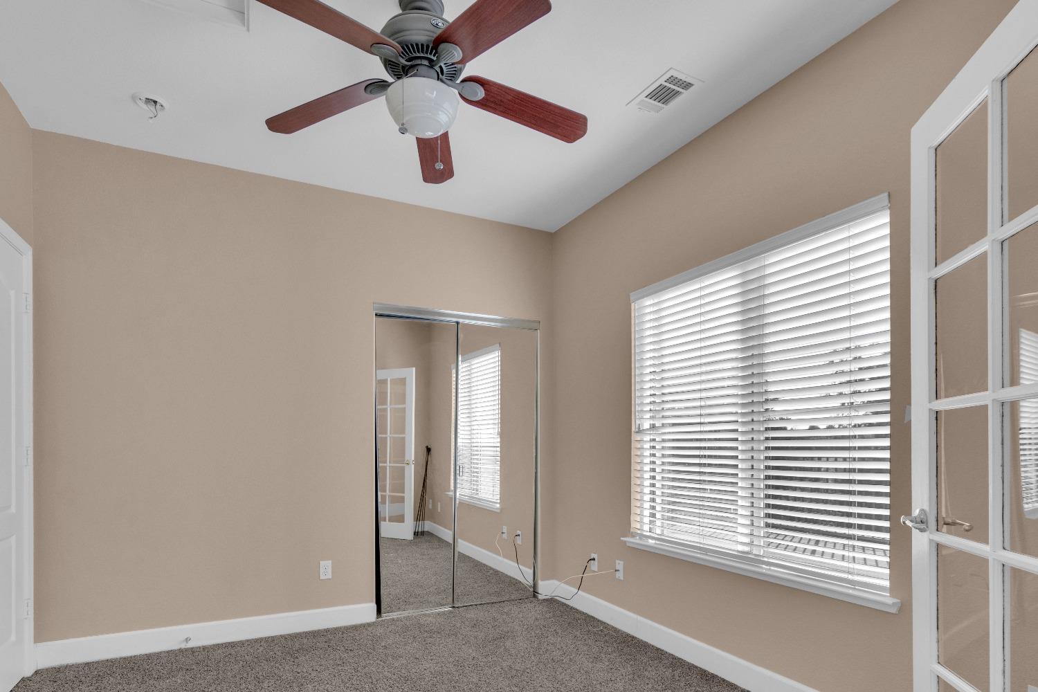 Detail Gallery Image 12 of 49 For 3510 Iron Canyon Cir, Stockton,  CA 95209 - 5 Beds | 3 Baths