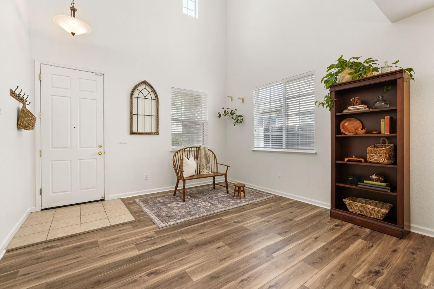 Detail Gallery Image 7 of 48 For 1177 Waverton Ln, Lincoln,  CA 95648 - 4 Beds | 2/1 Baths