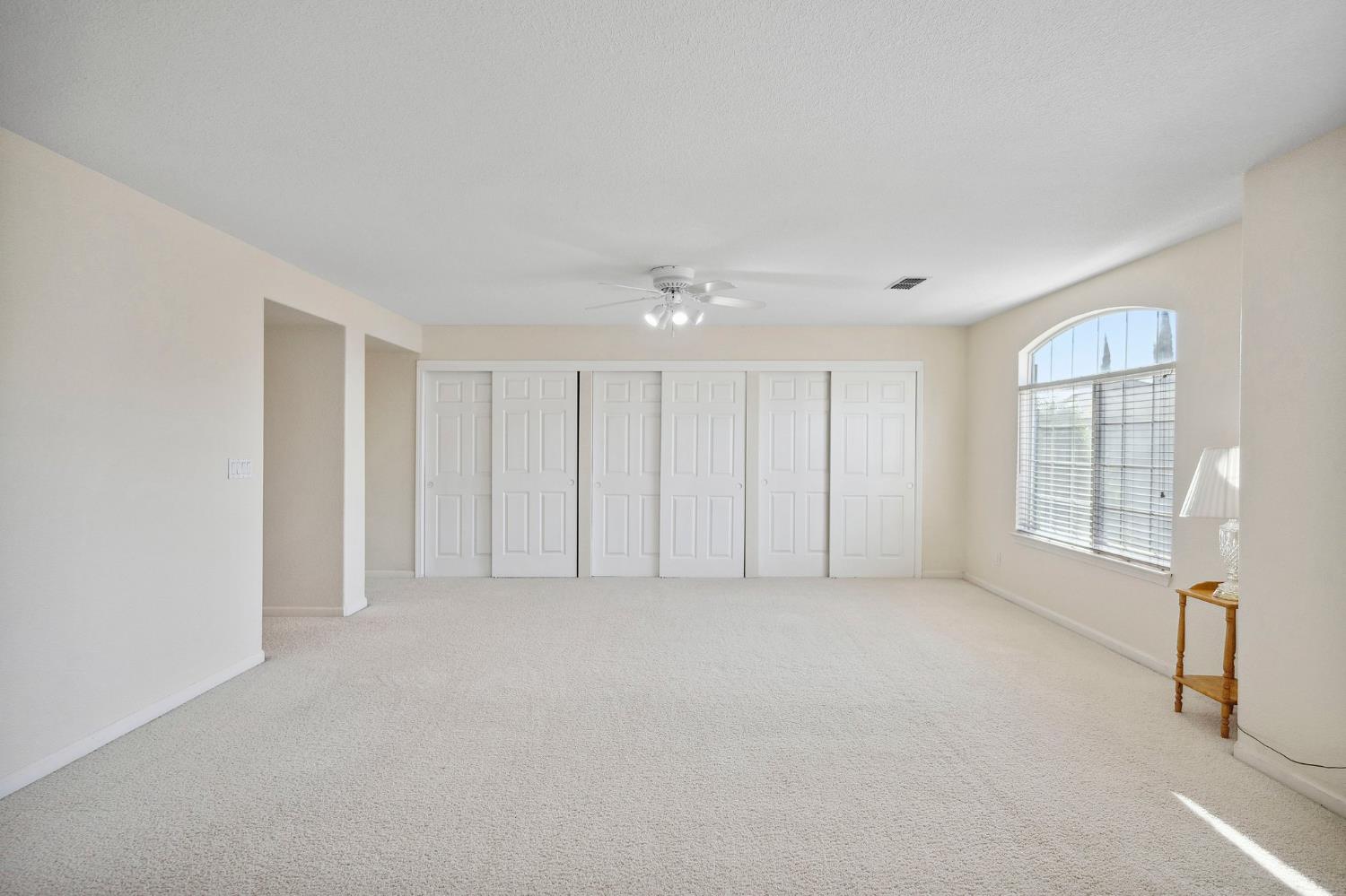 Detail Gallery Image 33 of 39 For 6307 Brook Hollow Cir, Stockton,  CA 95219 - 5 Beds | 3 Baths