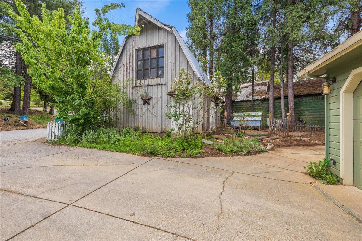 Detail Gallery Image 46 of 56 For 401 Gracie Rd, Nevada City,  CA 95959 - 3 Beds | 2/1 Baths