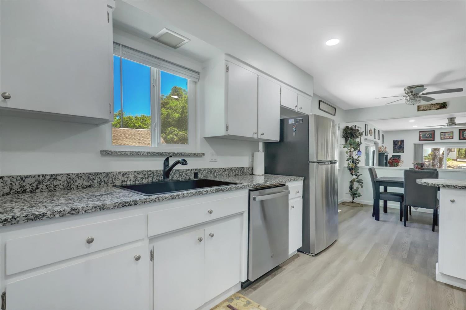 Detail Gallery Image 21 of 53 For 17730 Minnow Way, Penn Valley,  CA 95946 - 3 Beds | 2 Baths