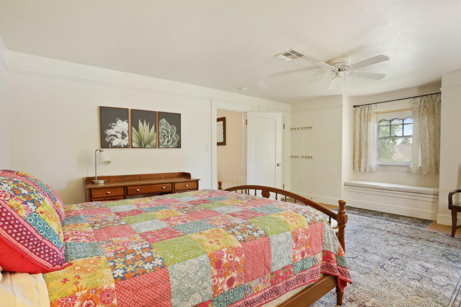 Detail Gallery Image 36 of 51 For 105 W Euclid Ave, Stockton,  CA 95204 - 4 Beds | 2 Baths