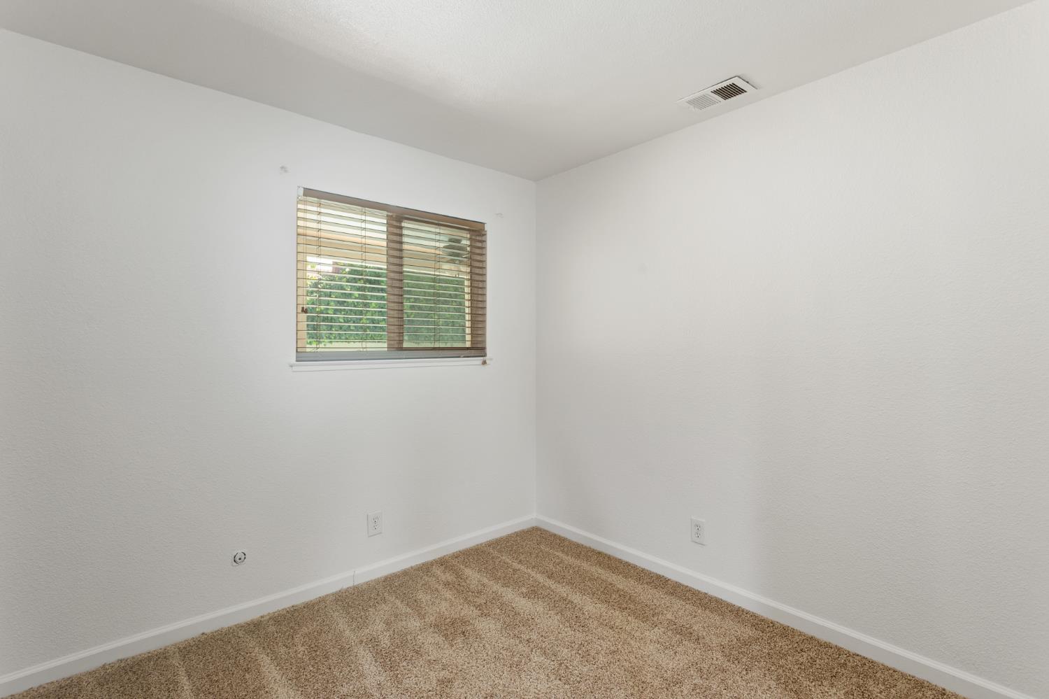 Detail Gallery Image 21 of 26 For 6528 Meadowcreek Way, Citrus Heights,  CA 95621 - 4 Beds | 2 Baths