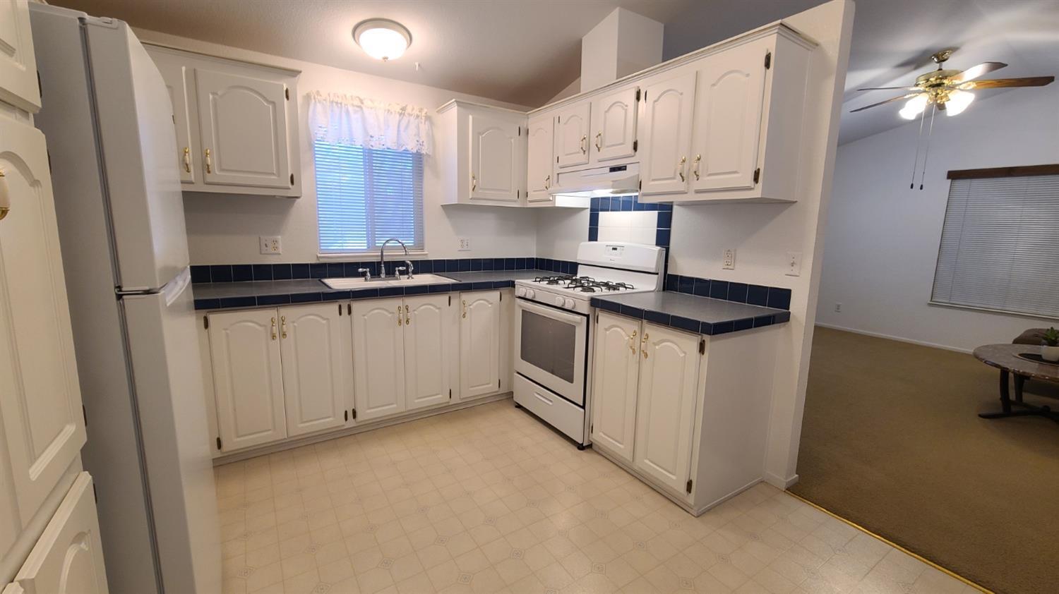 Detail Gallery Image 4 of 29 For 9461 State Highway 193 21, Placerville,  CA 95667 - 2 Beds | 1 Baths