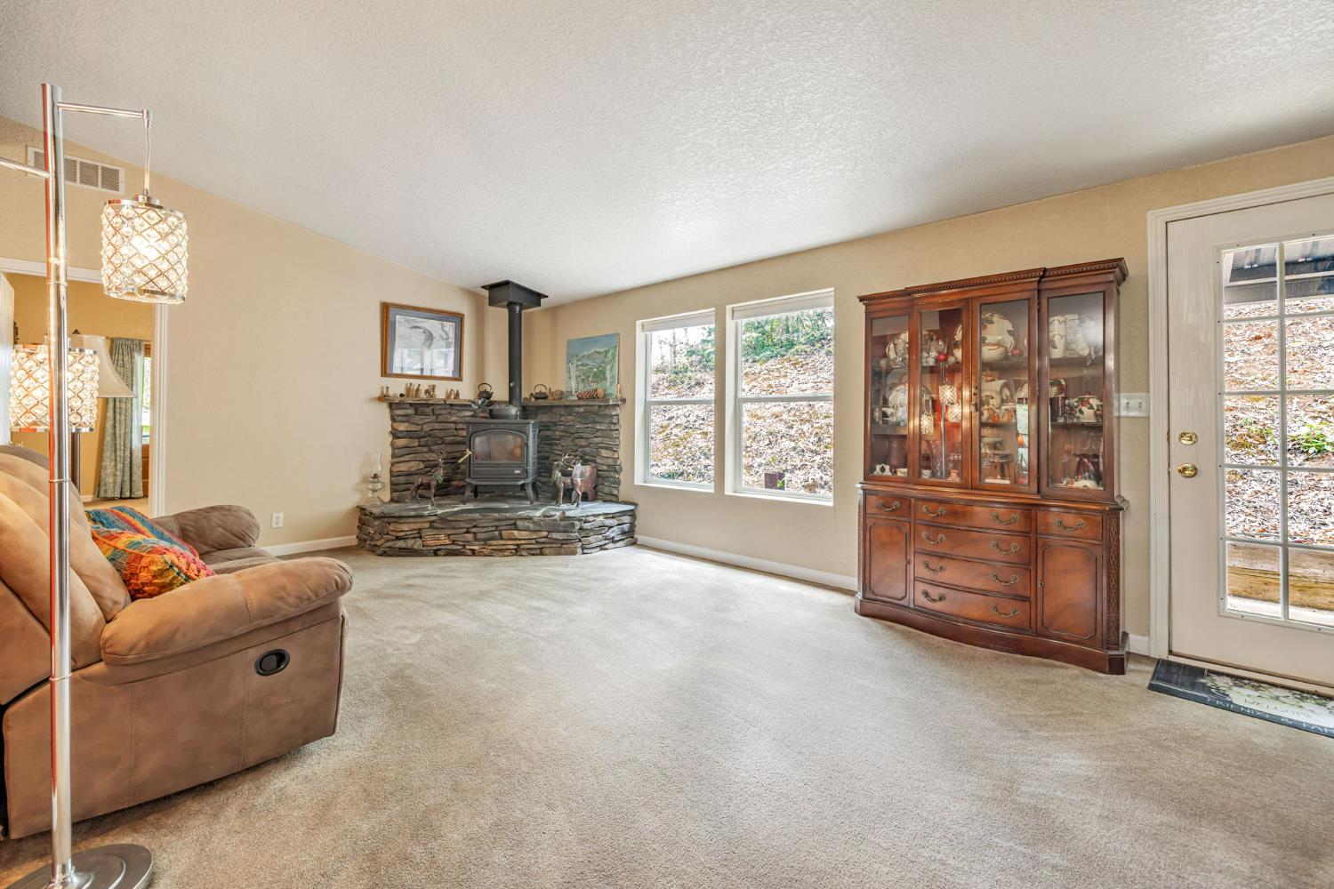 Detail Gallery Image 15 of 61 For 3335 Gas Canyon Ct, Foresthill,  CA 95631 - 5 Beds | 4 Baths