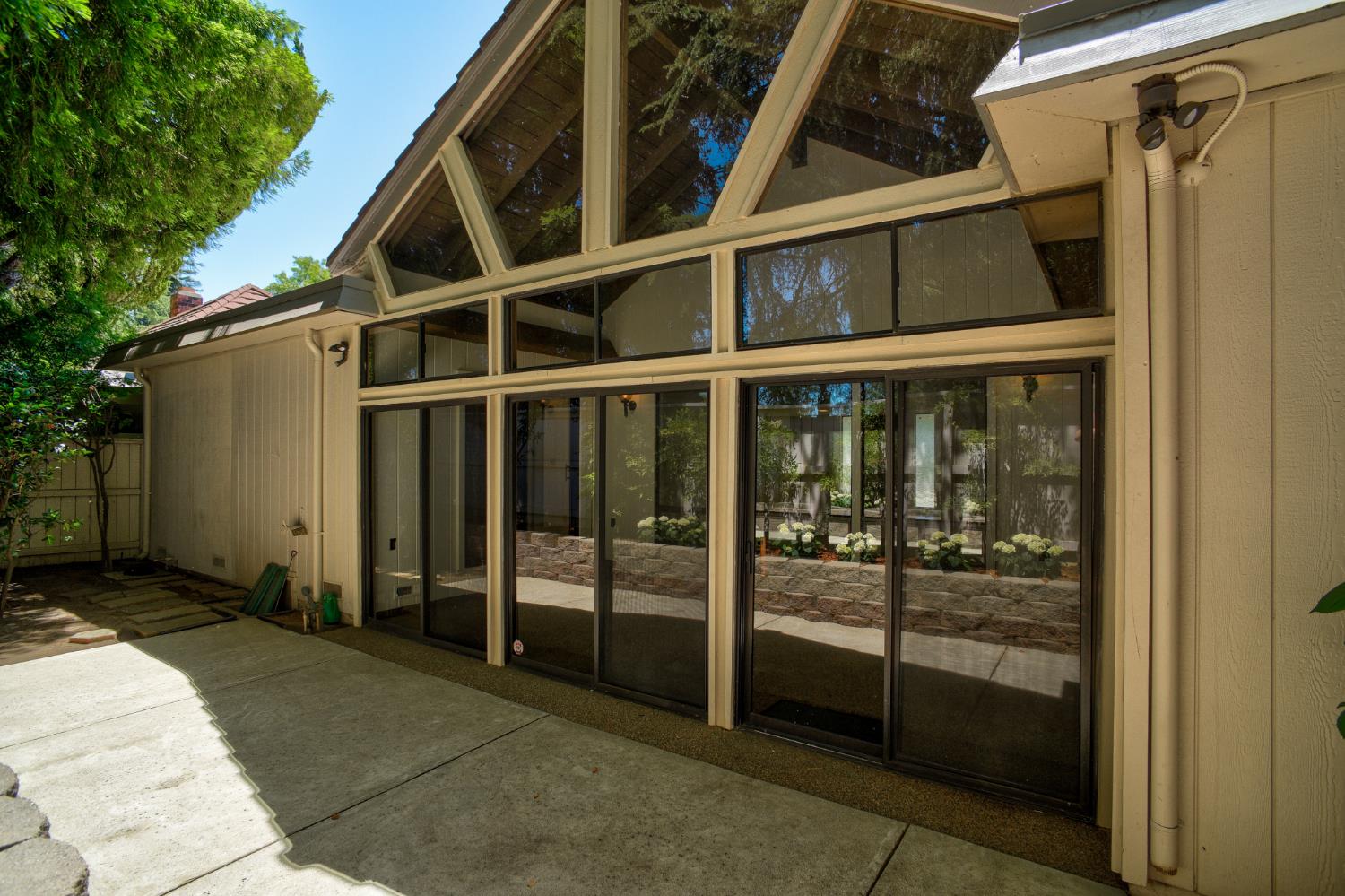 Photo #31: 225053246 Listing: Photo #31