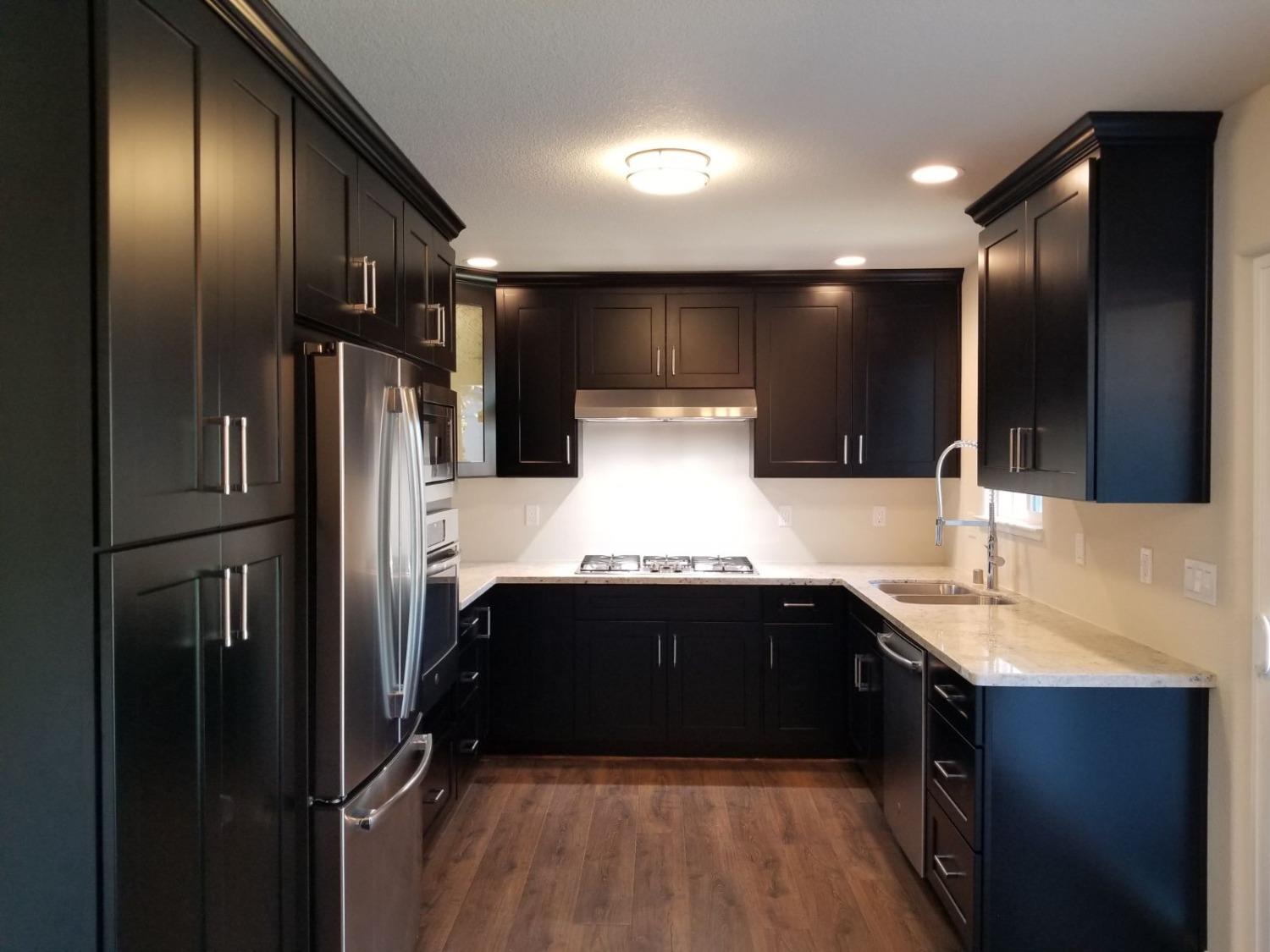 Detail Gallery Image 8 of 33 For 3498 Pitcairn Way, San Jose,  CA 95111 - 3 Beds | 2 Baths