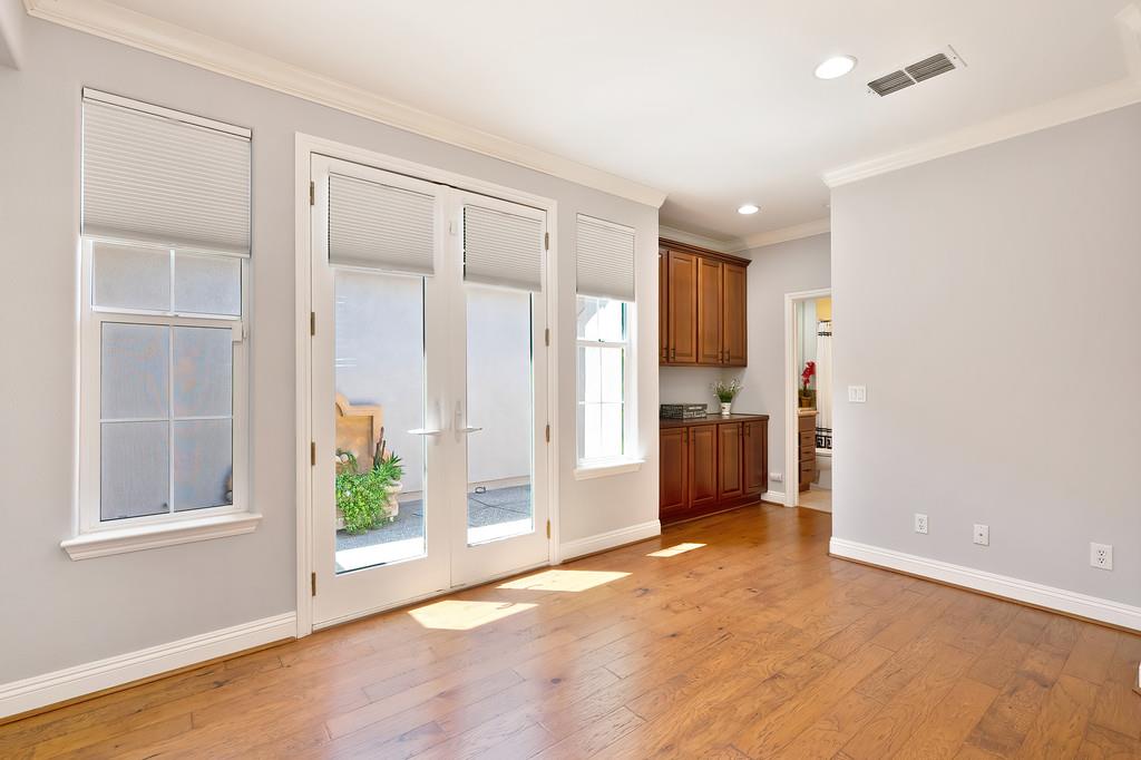 Detail Gallery Image 34 of 99 For 190 Montilla Cir, Sacramento,  CA 95835 - 2 Beds | 2 Baths