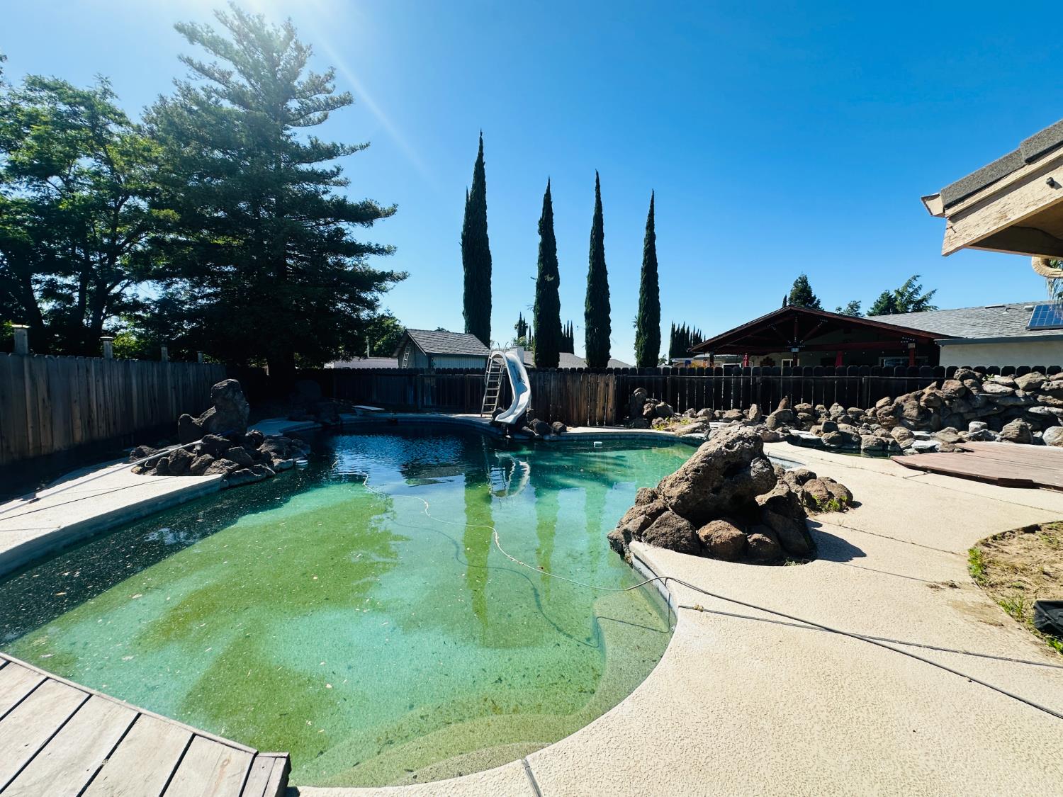 Detail Gallery Image 33 of 41 For 553 Manor Oak Pl, Manteca,  CA 95336 - 4 Beds | 3 Baths
