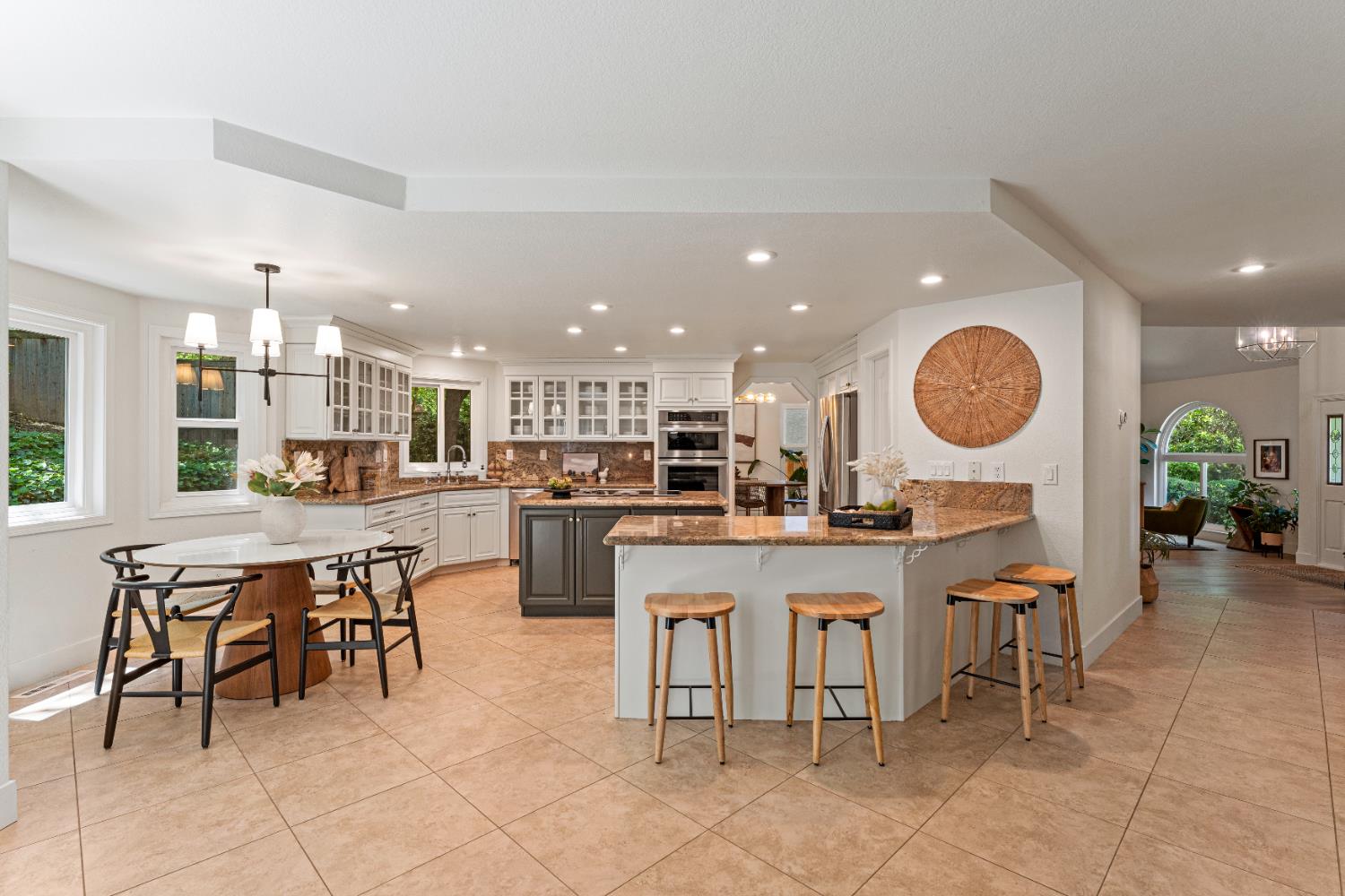 Detail Gallery Image 4 of 45 For 2010 Sheffield Dr, El Dorado Hills,  CA 95762 - 4 Beds | 3 Baths