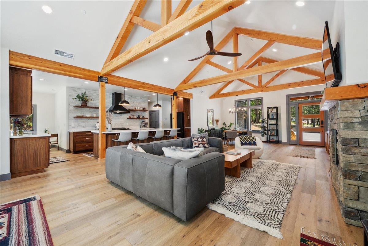 Detail Gallery Image 15 of 57 For 10337 Harmony Ridge Rd, Nevada City,  CA 95959 - 4 Beds | 2/2 Baths