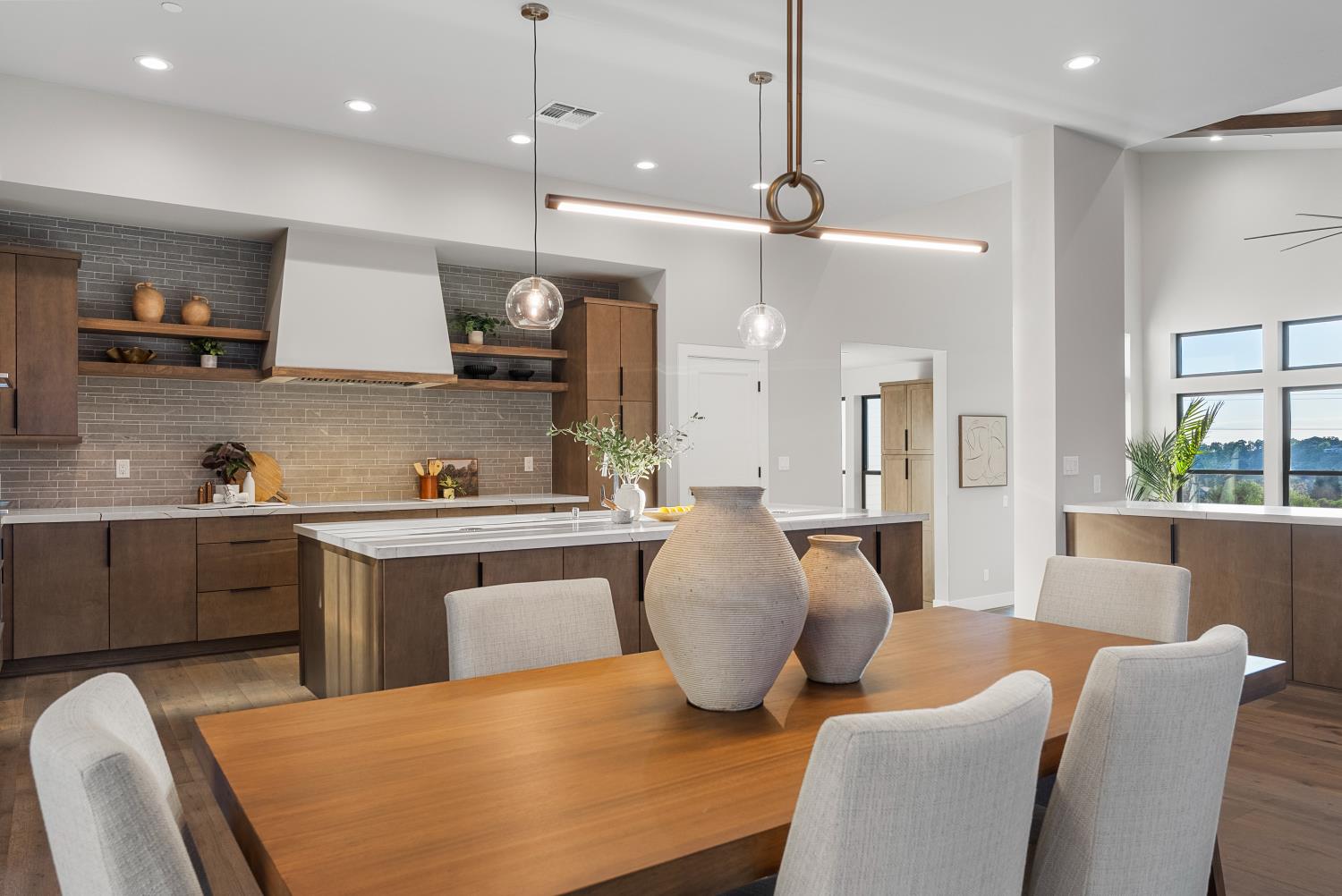 Detail Gallery Image 11 of 39 For 1700 Ridgeview Cir, Auburn,  CA 95603 - 4 Beds | 3/1 Baths