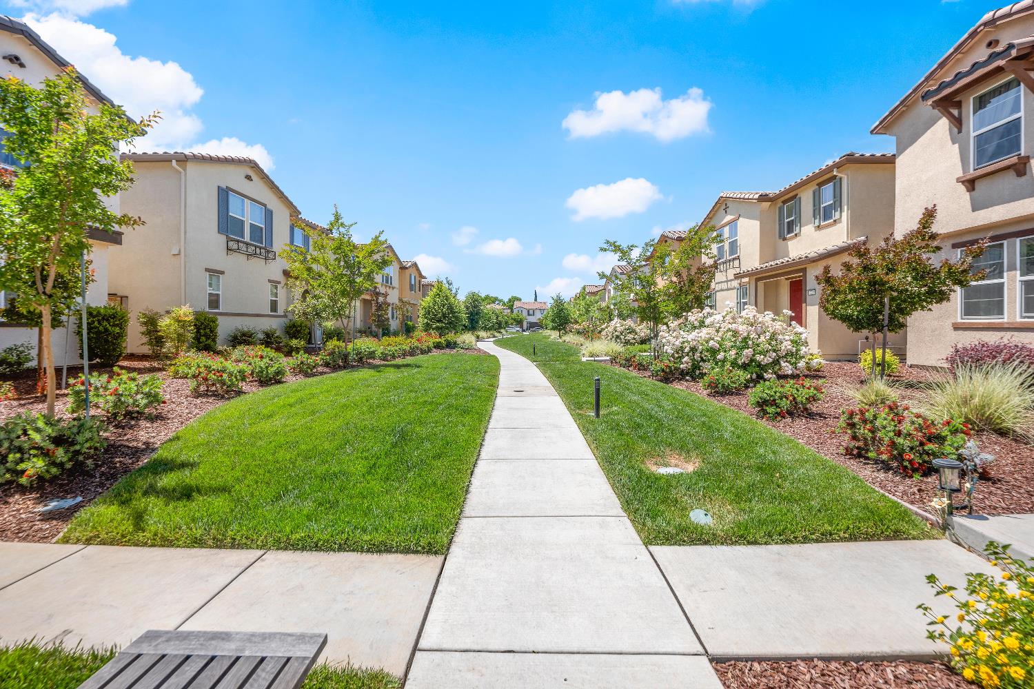 Detail Gallery Image 46 of 55 For 257 Bywell Bridge Cir, Sacramento,  CA 95823 - 3 Beds | 2/1 Baths