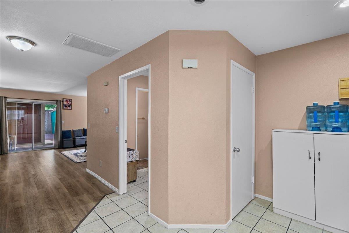 Detail Gallery Image 10 of 44 For 525 Lincoln Ave #C,  Modesto,  CA 95354 - 2 Beds | 1/1 Baths