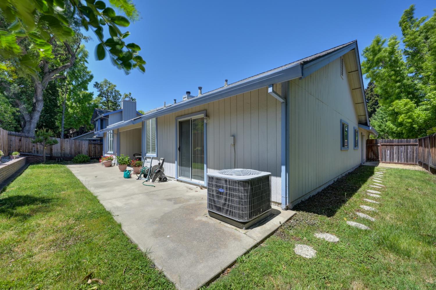 Detail Gallery Image 40 of 42 For 7827 River Estates Dr, Sacramento,  CA 95831 - 3 Beds | 2 Baths