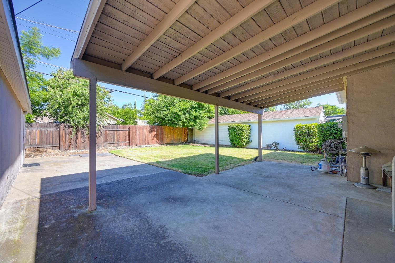 Detail Gallery Image 18 of 20 For 3723 61st St, Sacramento,  CA 95820 - 3 Beds | 1 Baths