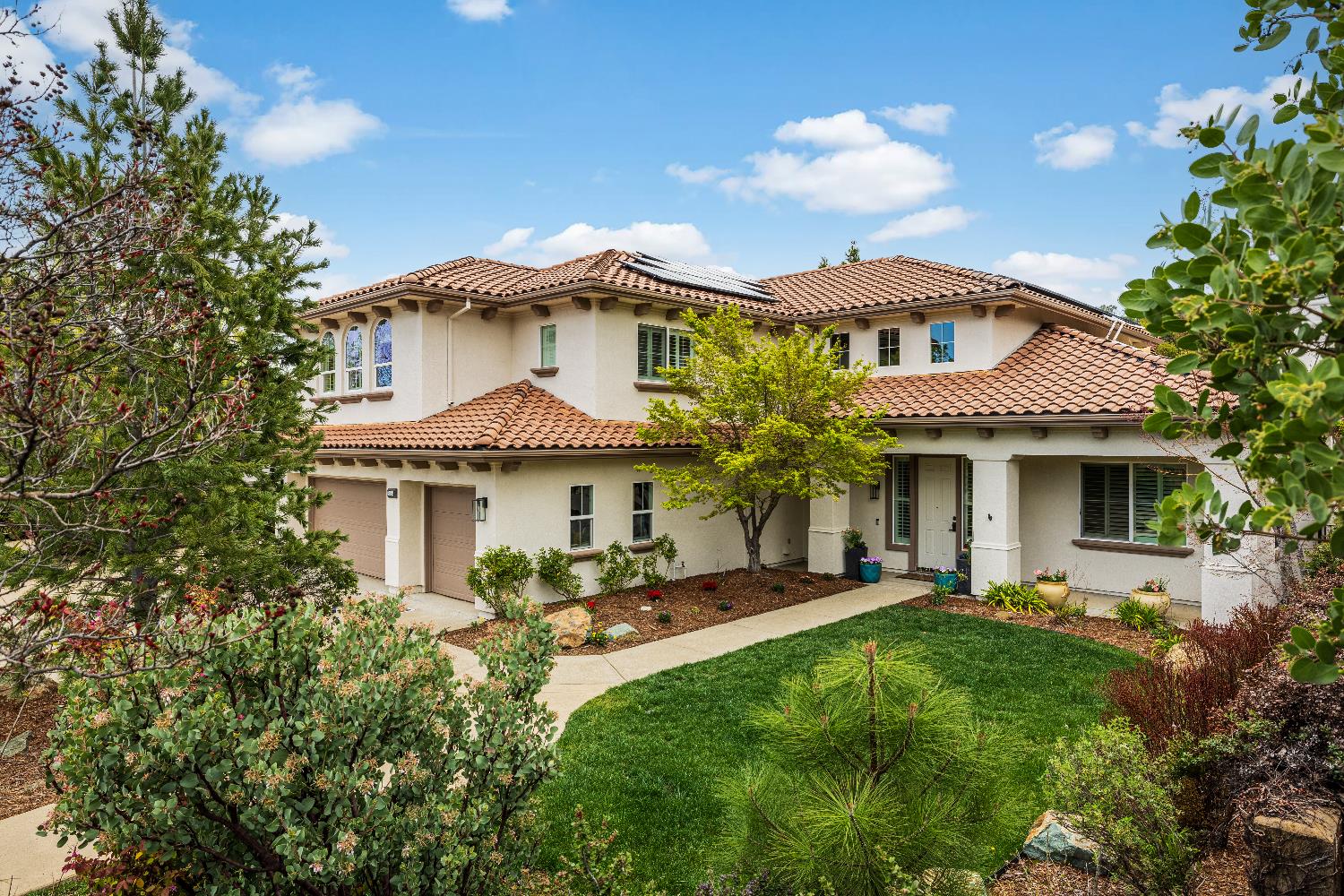 Detail Gallery Image 1 of 84 For 2864 Aberdeen Ln, El Dorado Hills,  CA 95762 - 5 Beds | 3 Baths