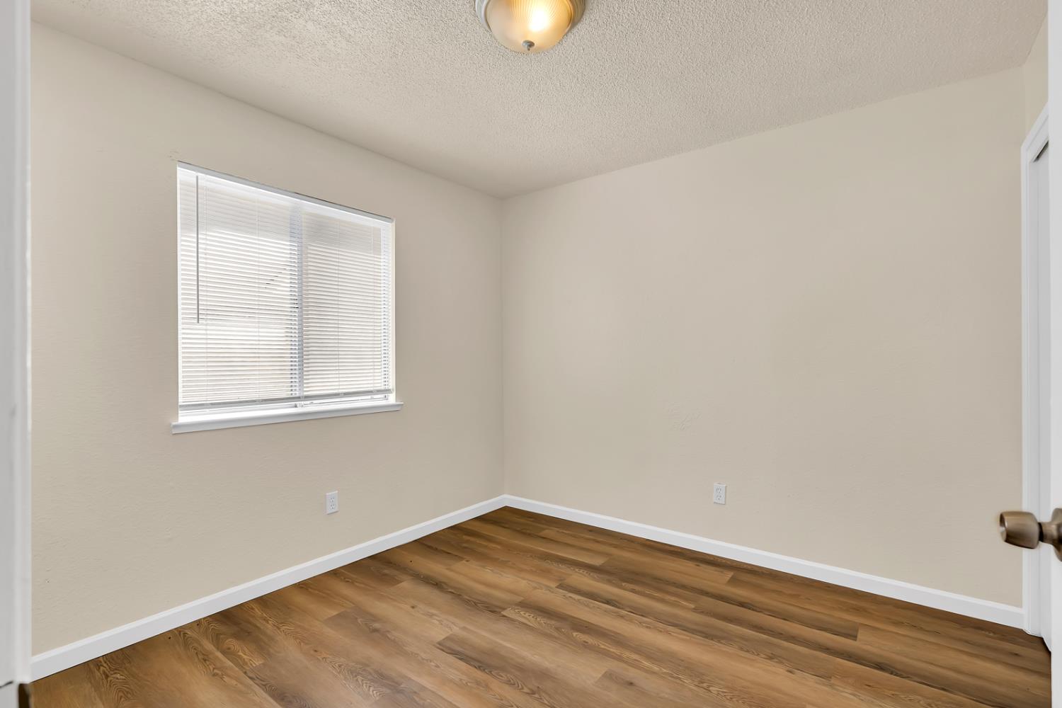 Detail Gallery Image 24 of 30 For 732 Bristlecone Way, Modesto,  CA 95351 - 3 Beds | 2 Baths