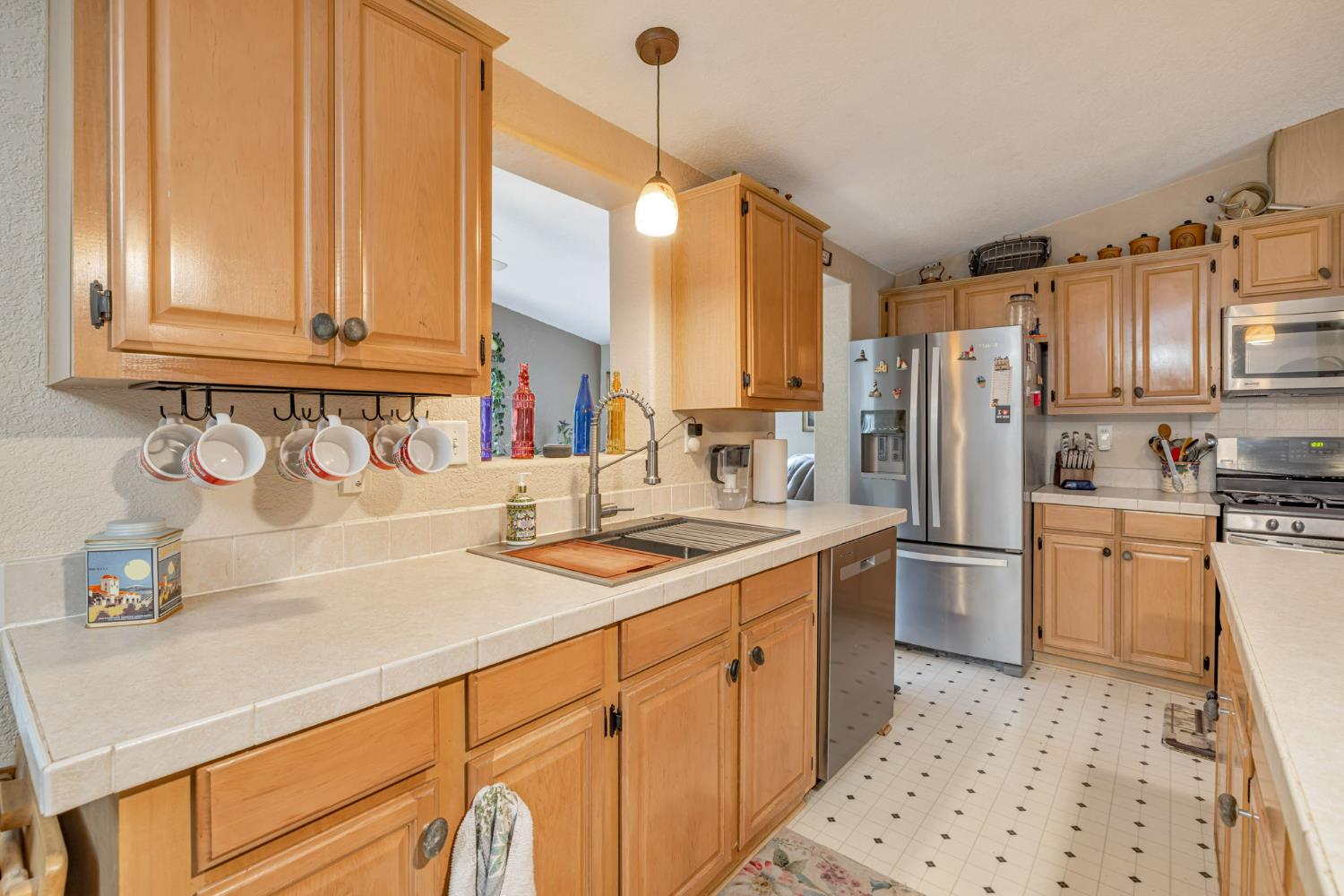 Detail Gallery Image 12 of 61 For 3335 Gas Canyon Ct, Foresthill,  CA 95631 - 5 Beds | 4 Baths