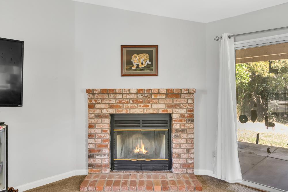 Detail Gallery Image 8 of 33 For 7926 Eagle Peak Way, Antelope,  CA 95843 - 3 Beds | 2 Baths