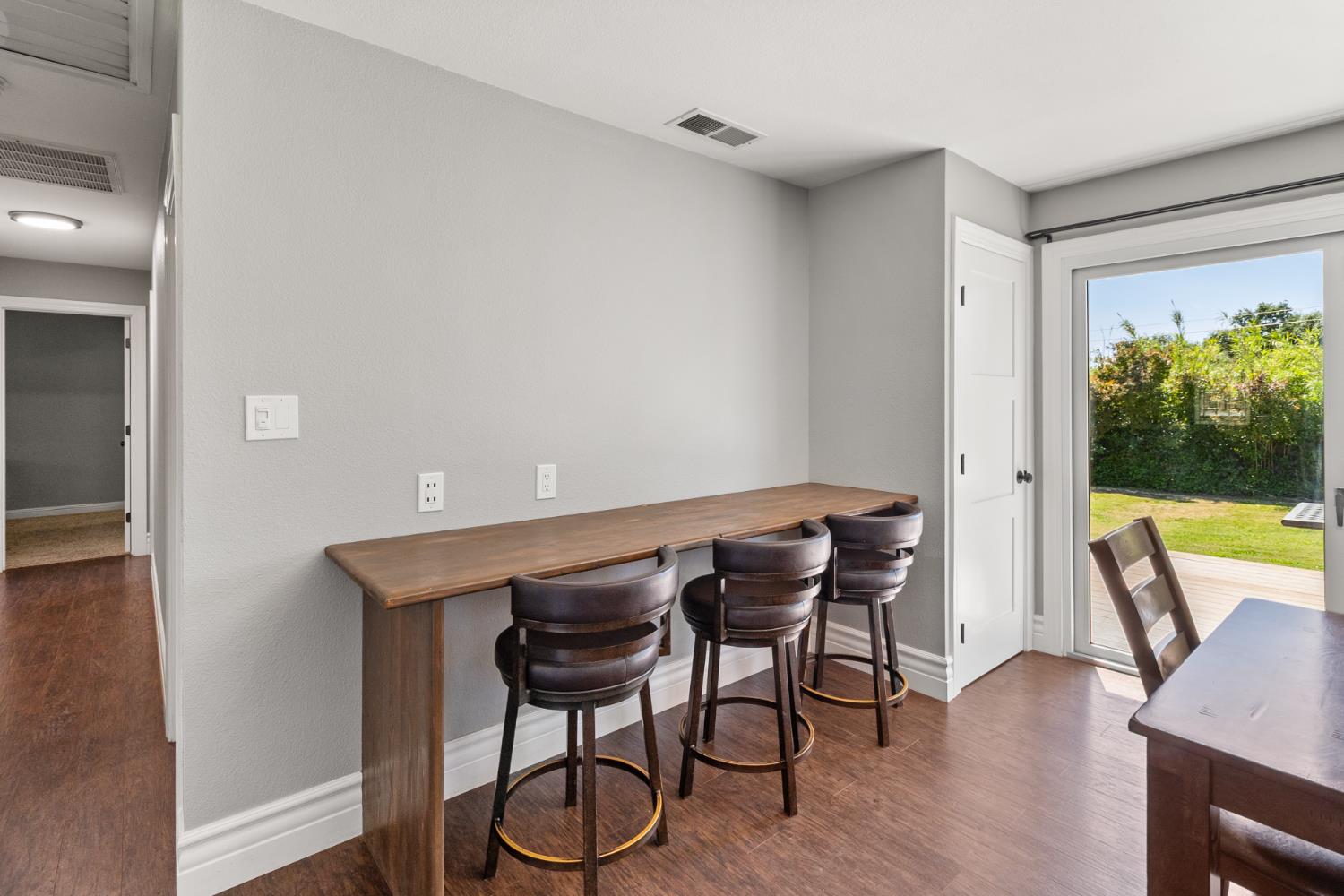 Detail Gallery Image 24 of 78 For 7332 West Ln, Granite Bay,  CA 95746 - 3 Beds | 2 Baths