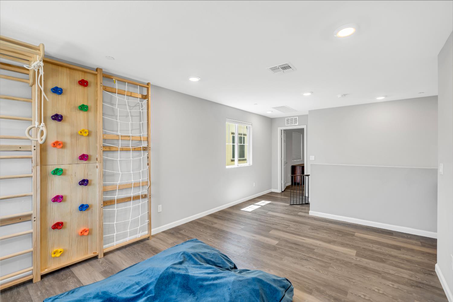 Detail Gallery Image 25 of 57 For 7225 Star Trail Way, Roseville,  CA 95747 - 4 Beds | 3 Baths