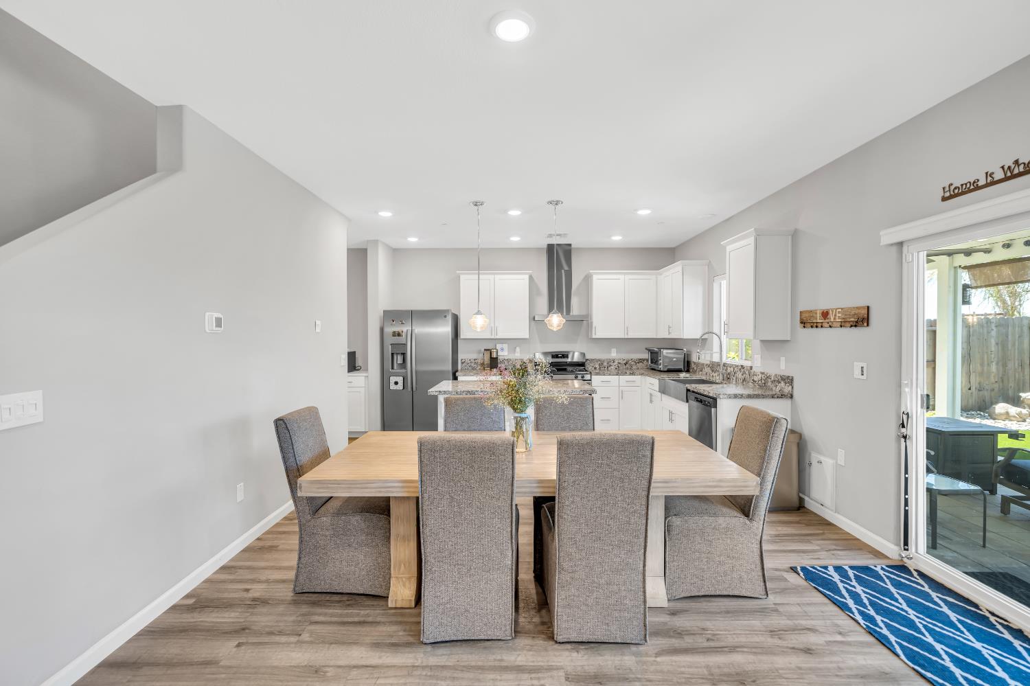 Detail Gallery Image 14 of 57 For 7225 Star Trail Way, Roseville,  CA 95747 - 4 Beds | 3 Baths