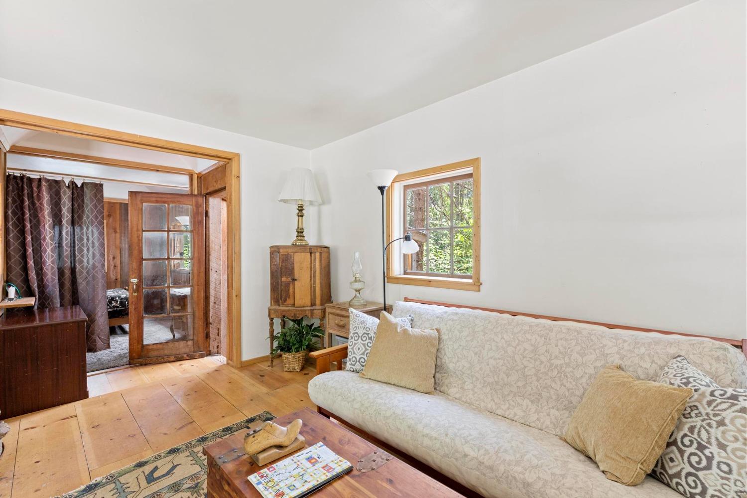Detail Gallery Image 42 of 58 For 14138 La Porte Rd, Strawberry Valley,  CA 95981 - 2 Beds | 2/1 Baths