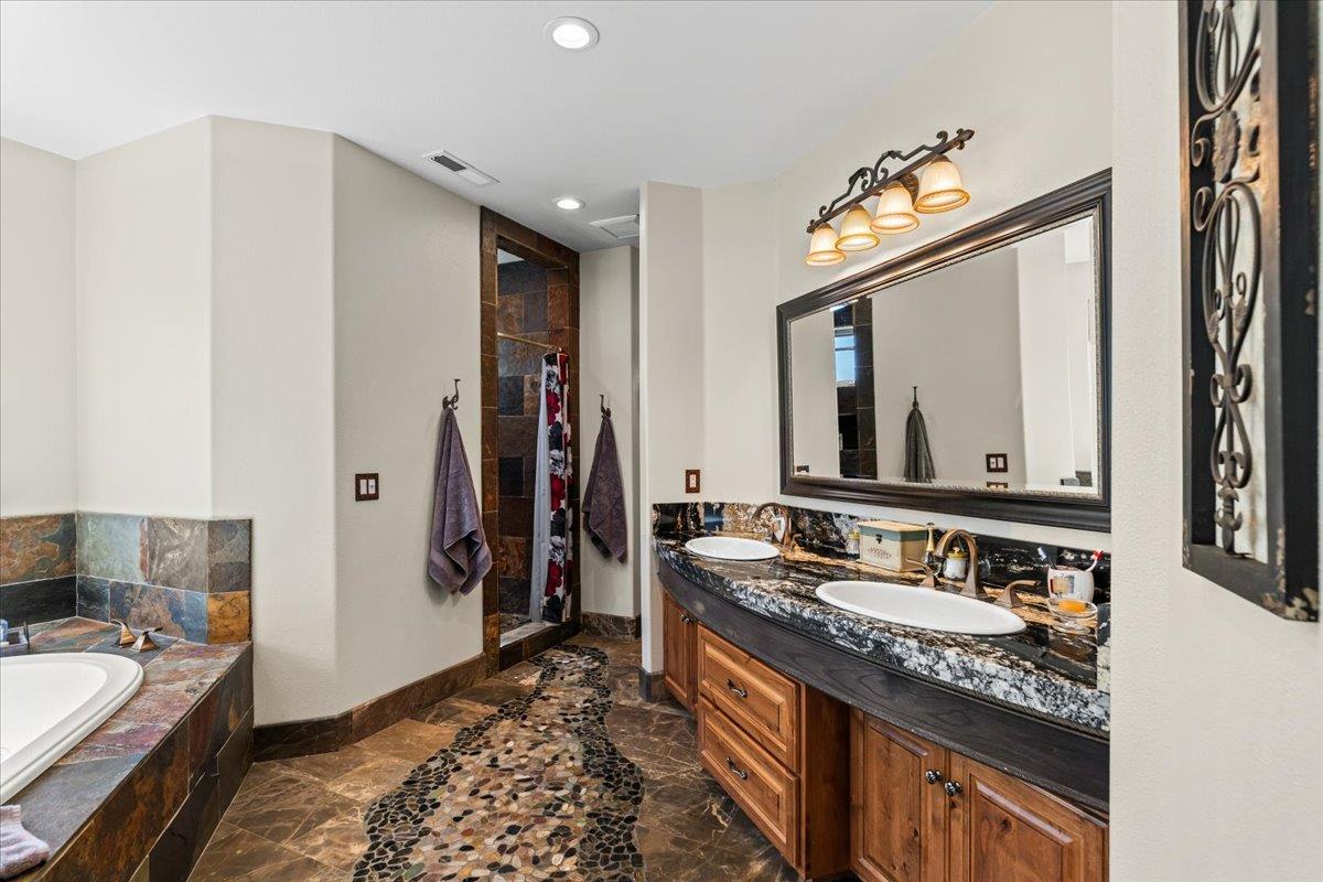 Detail Gallery Image 47 of 97 For 9267 7r Bar Rd, Angels Camp,  CA 95222 - 3 Beds | 3/1 Baths