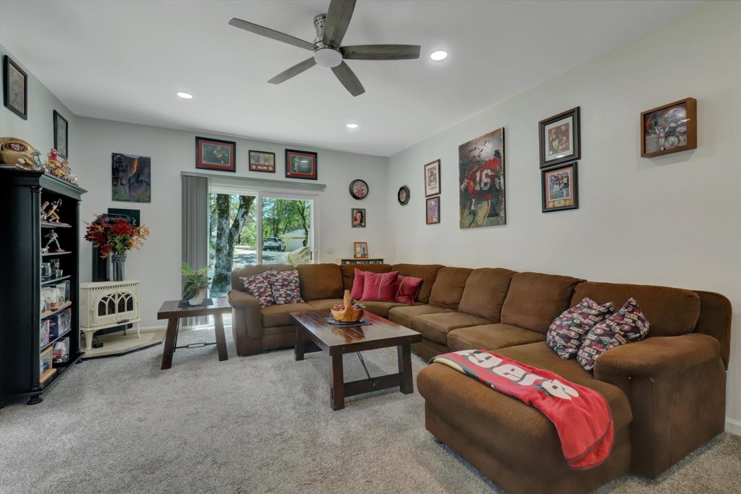 Detail Gallery Image 12 of 53 For 17730 Minnow Way, Penn Valley,  CA 95946 - 3 Beds | 2 Baths