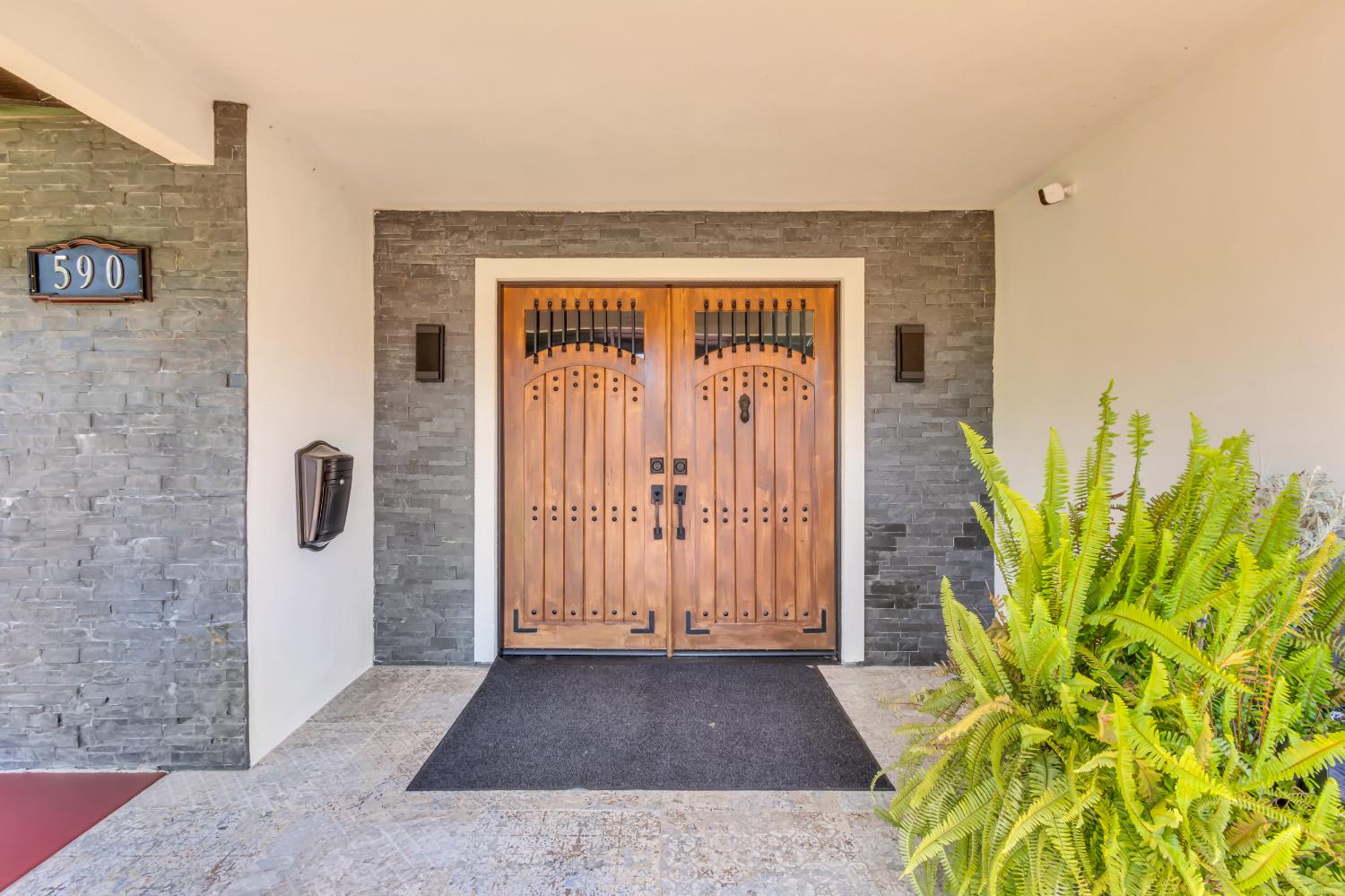 Detail Gallery Image 6 of 94 For 590 Kevington Ct, Sacramento,  CA 95864 - 4 Beds | 3/1 Baths