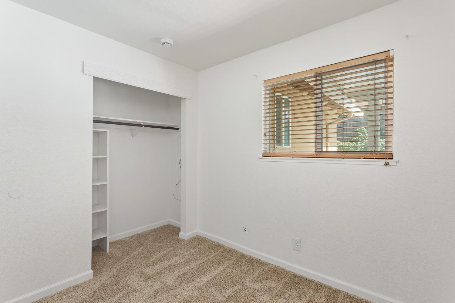 Detail Gallery Image 22 of 26 For 6528 Meadowcreek Way, Citrus Heights,  CA 95621 - 4 Beds | 2 Baths