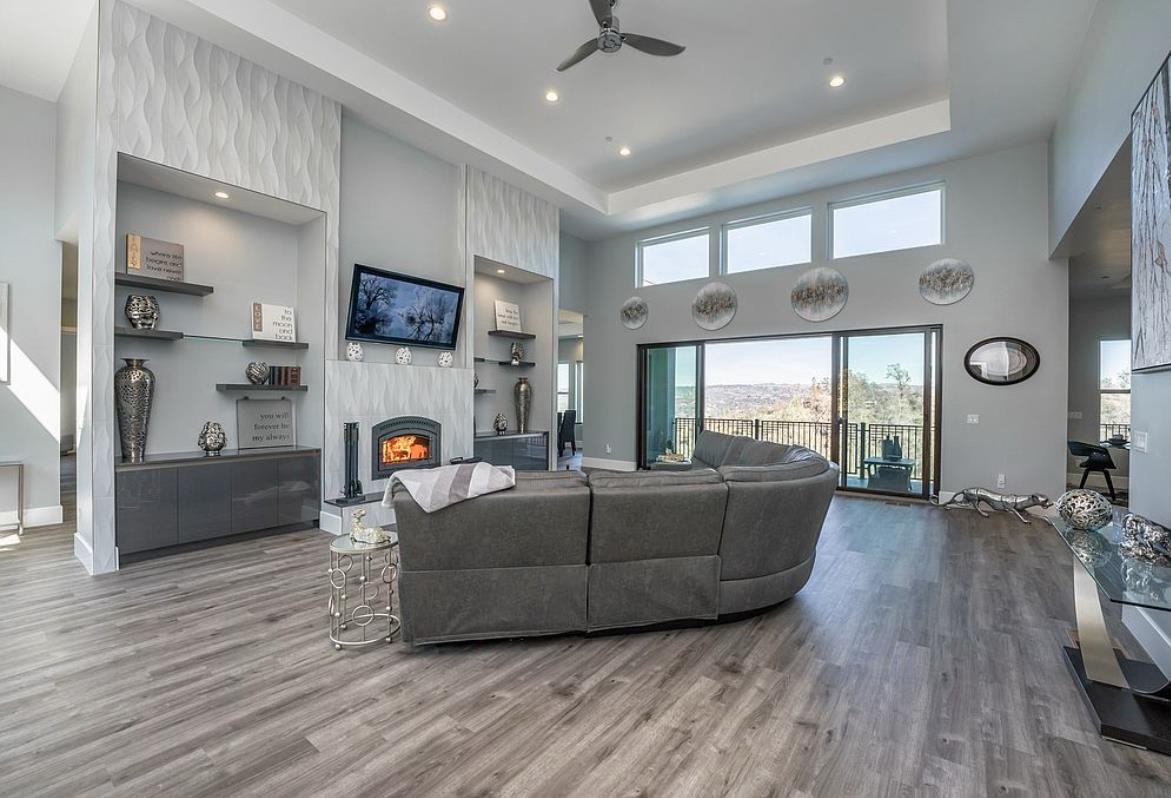 Detail Gallery Image 3 of 27 For 590 Columbia Dam Rd, Newcastle,  CA 95658 - 5 Beds | 5/1 Baths