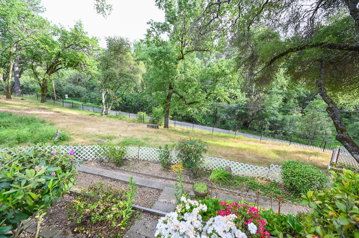 Detail Gallery Image 2 of 38 For 1281 Pleasant Valley Rd #15, Diamond Springs,  CA 95619 - 2 Beds | 2 Baths