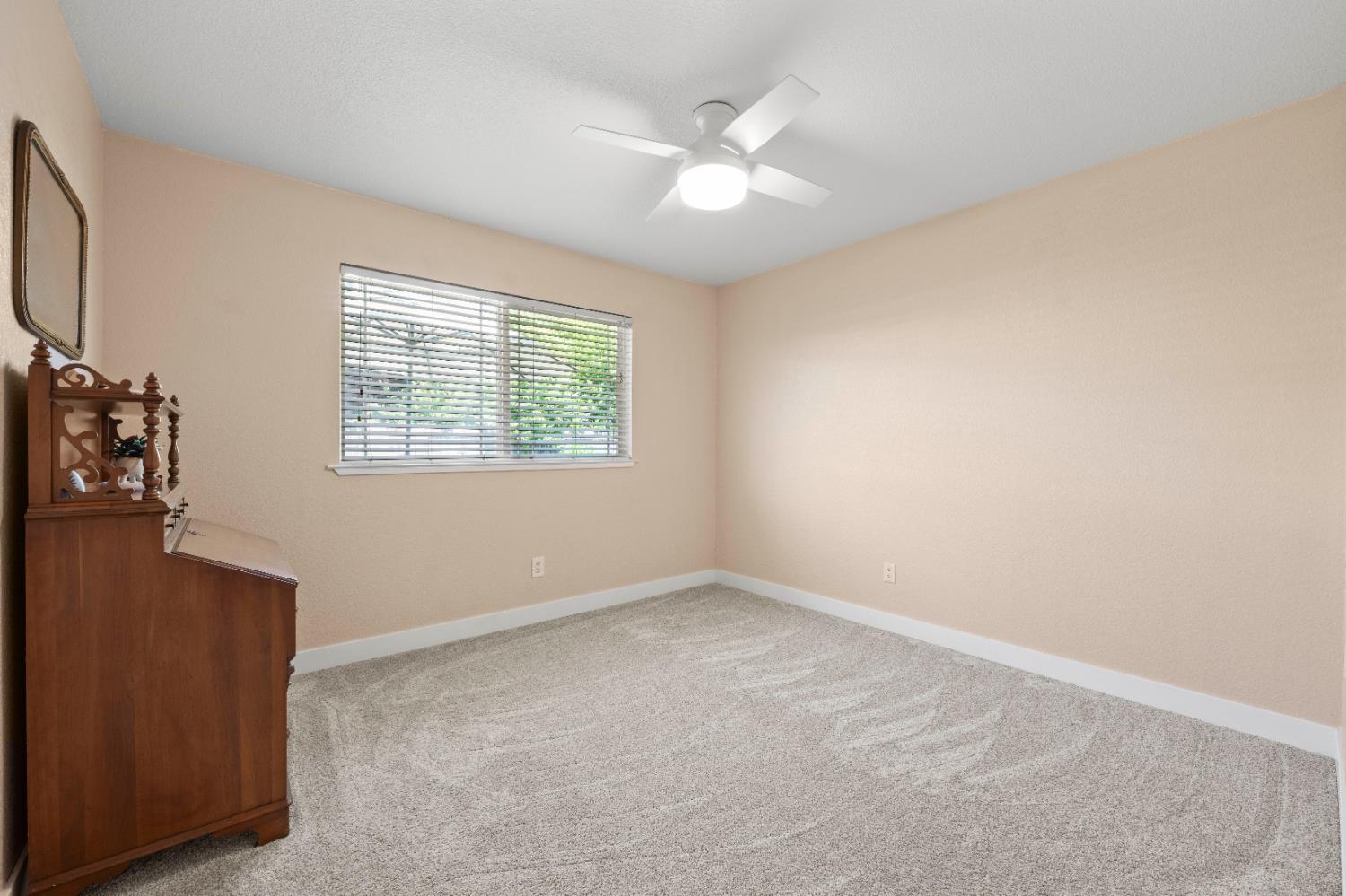Detail Gallery Image 21 of 50 For 607 Grider Dr, Roseville,  CA 95678 - 4 Beds | 2 Baths