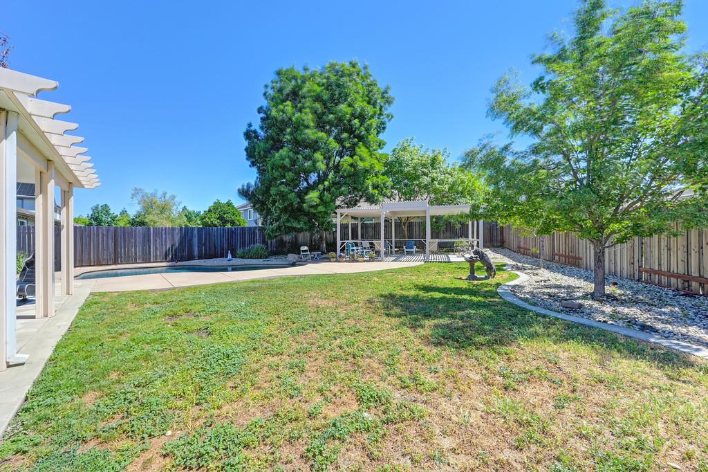 Detail Gallery Image 52 of 71 For 10317 Moura Ct, Elk Grove,  CA 95757 - 4 Beds | 2/1 Baths