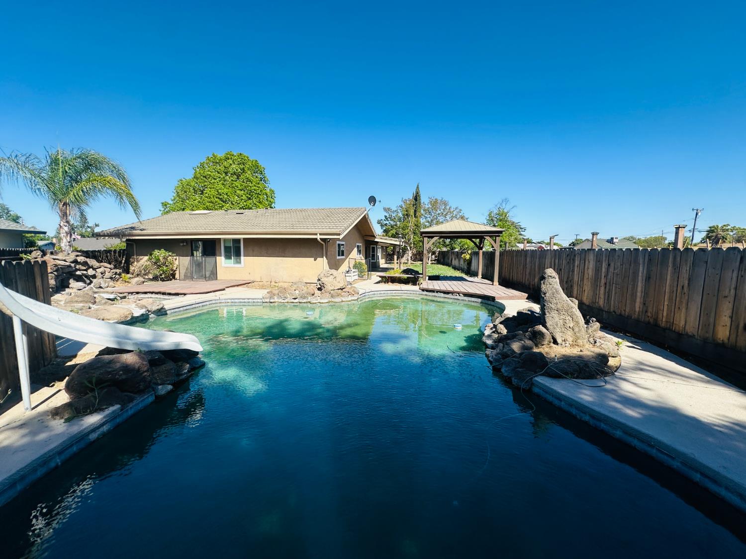 Detail Gallery Image 36 of 41 For 553 Manor Oak Pl, Manteca,  CA 95336 - 4 Beds | 3 Baths