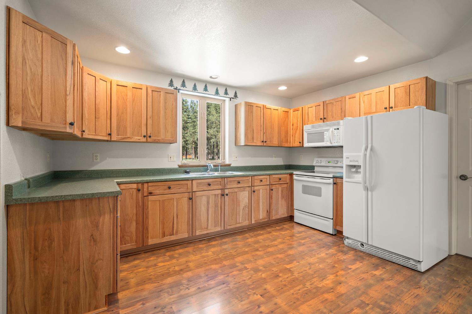 Detail Gallery Image 25 of 36 For 75 Pine Knoll Ct, Portola,  CA 96122 - 2 Beds | 2 Baths