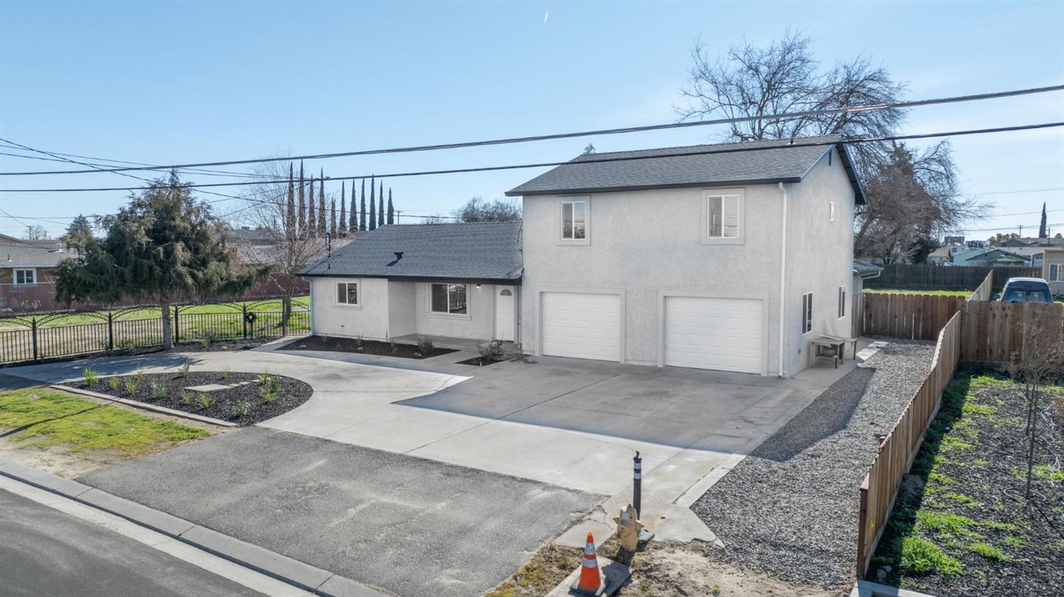 Detail Gallery Image 2 of 30 For 4112 Anna Ave, Keyes,  CA 95328 - 3 Beds | 3 Baths