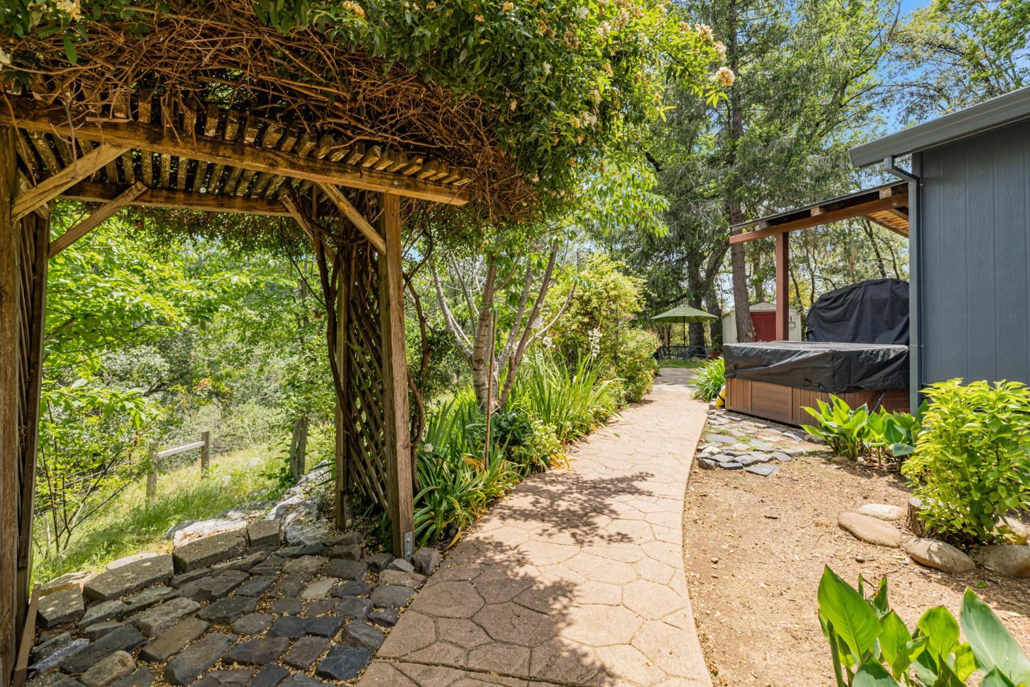 Detail Gallery Image 43 of 61 For 3335 Gas Canyon Ct, Foresthill,  CA 95631 - 5 Beds | 4 Baths