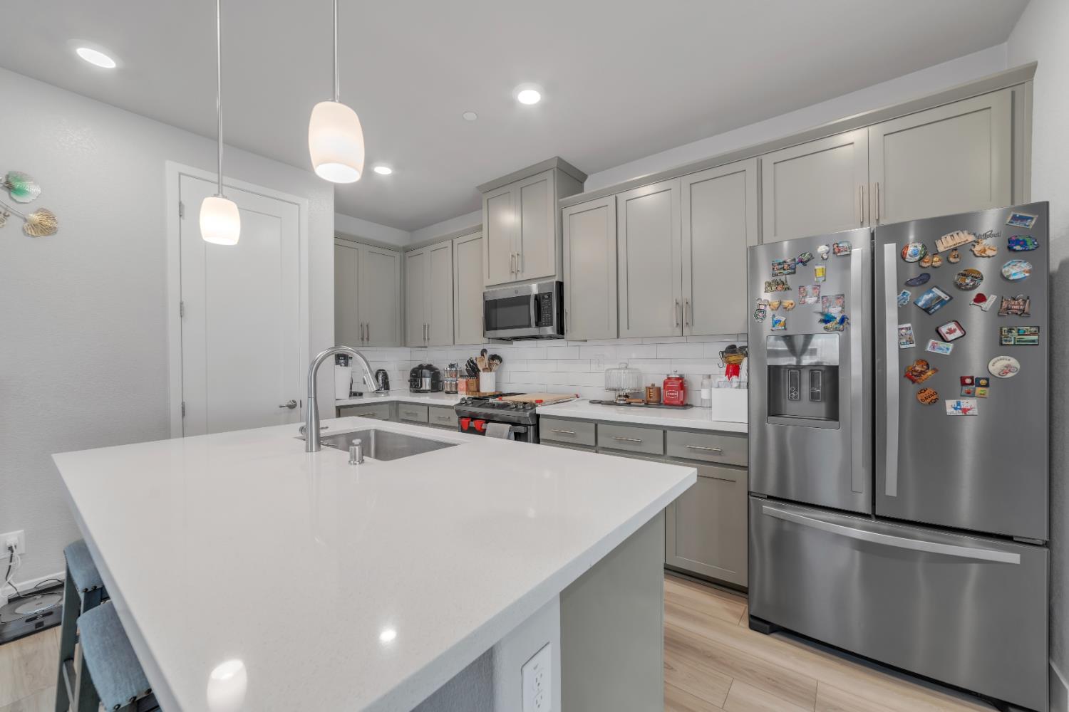 Detail Gallery Image 13 of 35 For 3429 Tall Oaks Bend Way, Folsom,  CA 95630 - 3 Beds | 2 Baths