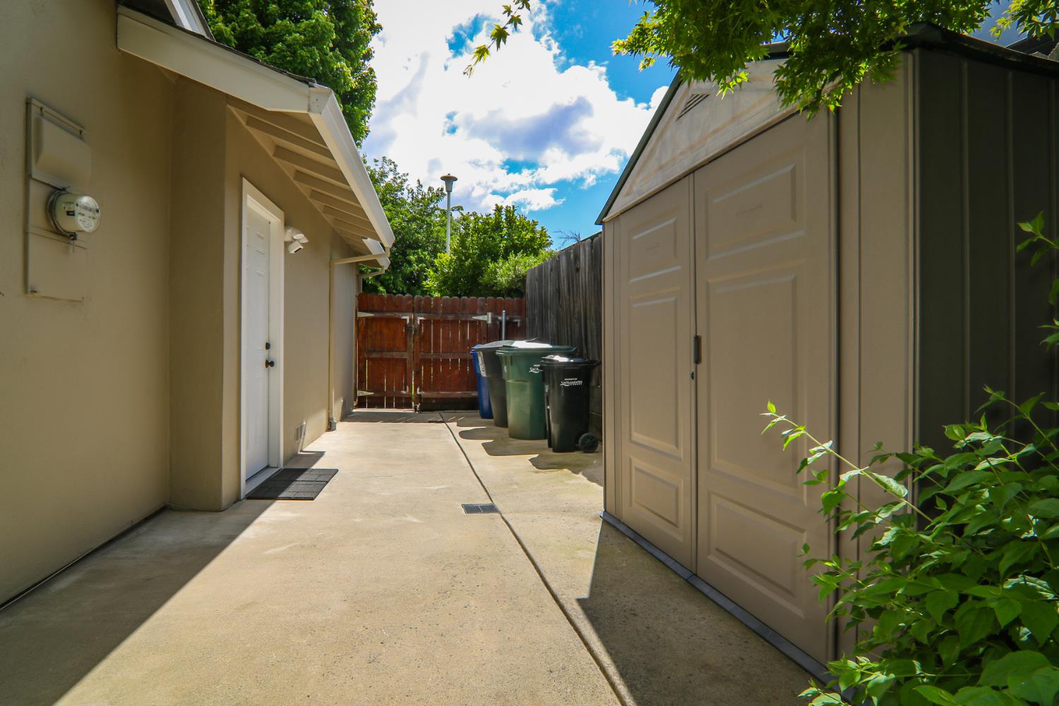 Detail Gallery Image 38 of 38 For 4949 Hillridge Way, Fair Oaks,  CA 95628 - 3 Beds | 2 Baths