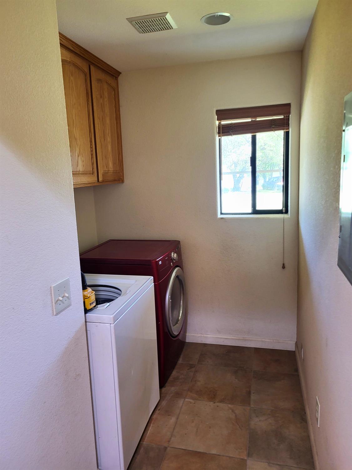Detail Gallery Image 18 of 56 For 10093 Bailinquick Rd, Angels Camp,  CA 95222 - 3 Beds | 2/1 Baths