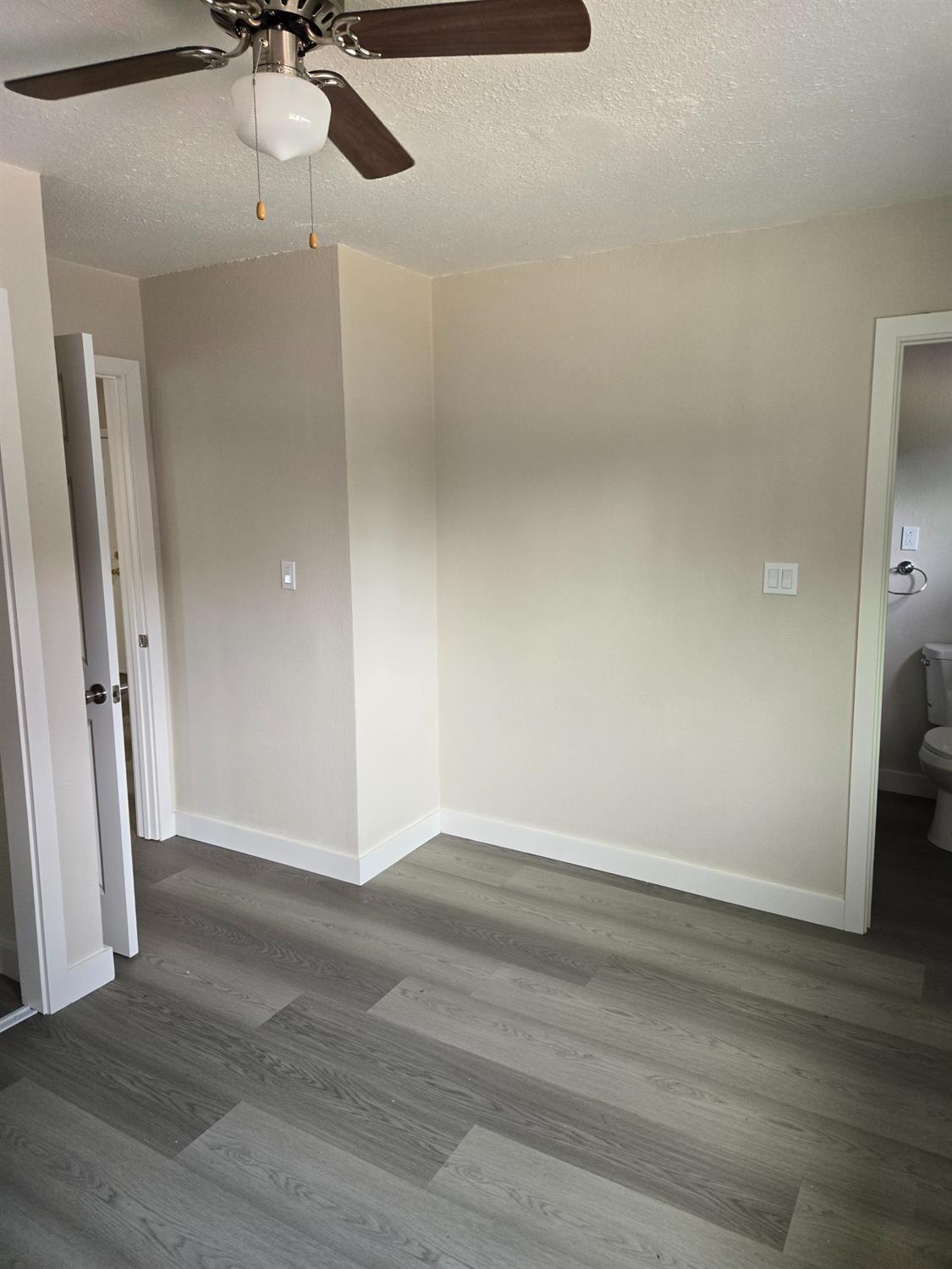 Detail Gallery Image 8 of 10 For 1036 N 1036 N Sutter St St #1,  Stockton,  CA 95202 - 1 Beds | 1 Baths