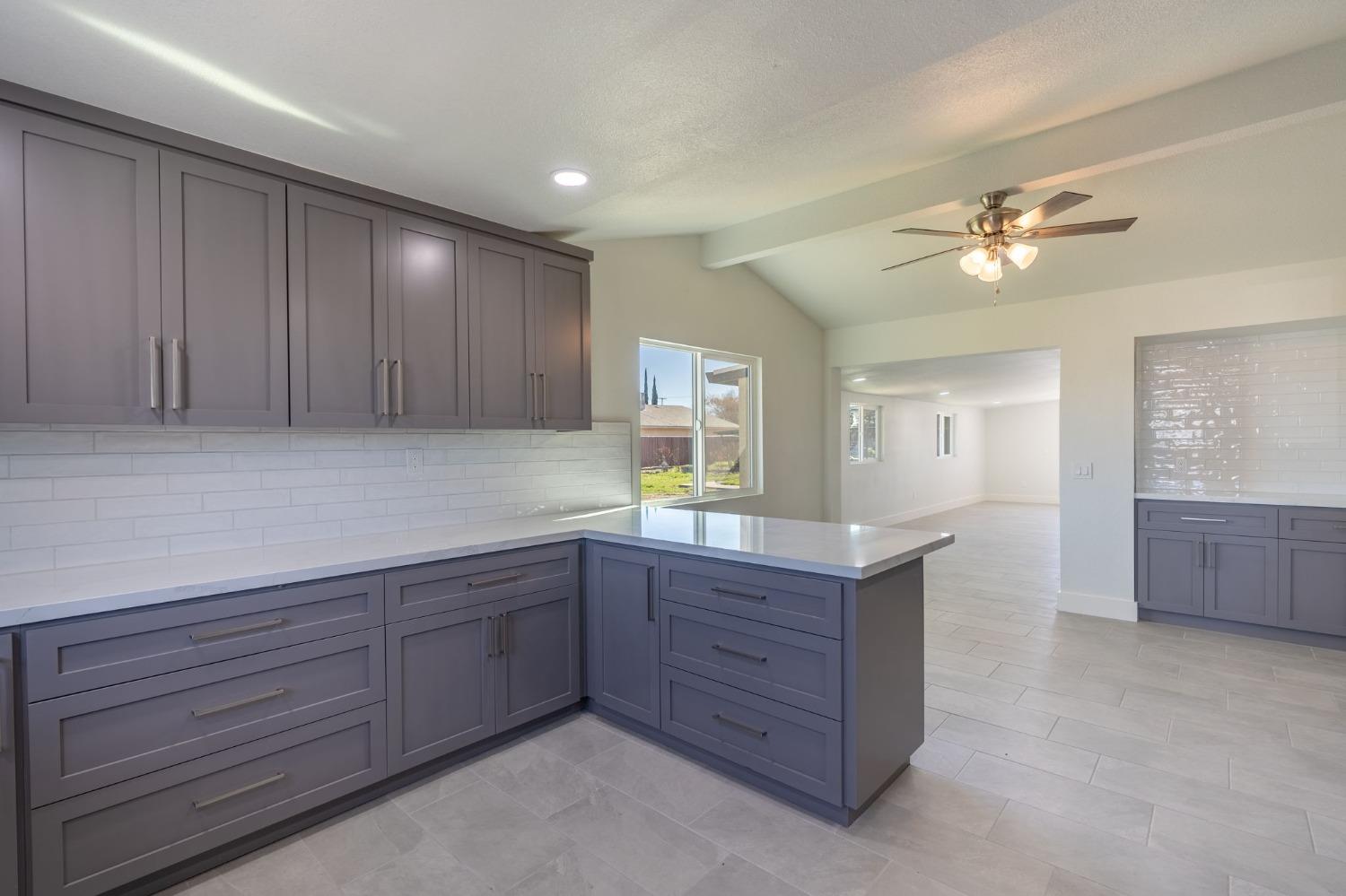 Detail Gallery Image 11 of 30 For 4112 Anna Ave, Keyes,  CA 95328 - 3 Beds | 3 Baths