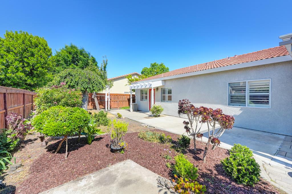 Detail Gallery Image 42 of 48 For 10134 Creek Trail Cir, Stockton,  CA 95209 - 3 Beds | 2 Baths