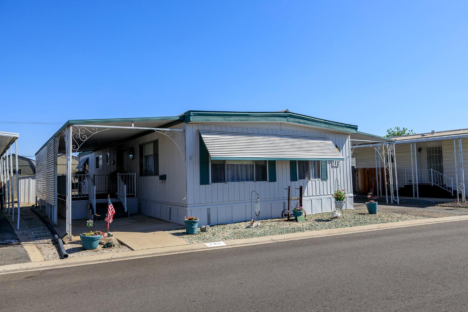 Detail Gallery Image 1 of 35 For 2505 Jackson Ave 145, Escalon,  CA 95320 - 2 Beds | 2 Baths
