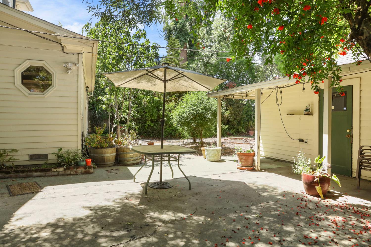 Detail Gallery Image 43 of 51 For 105 W Euclid Ave, Stockton,  CA 95204 - 4 Beds | 2 Baths